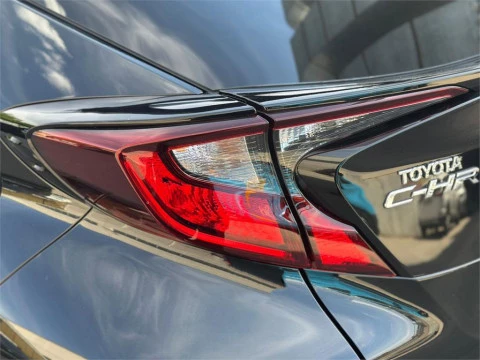 Toyota C-HR 5P Advance 180H e-CVT