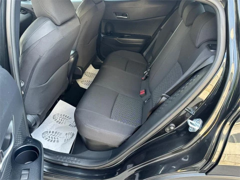 Toyota C-HR 5P Advance 180H e-CVT