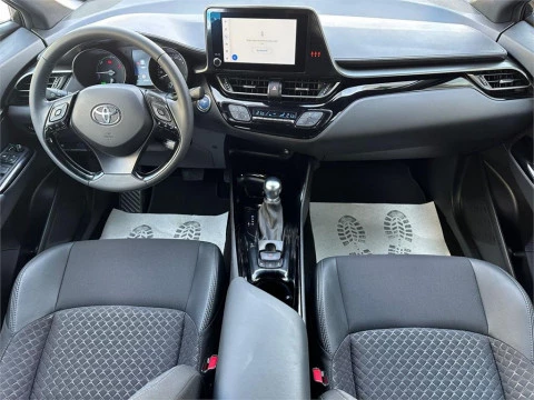 Toyota C-HR 5P Advance 180H e-CVT