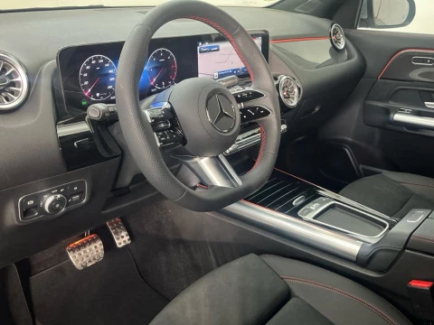 Mercedes-Benz GLA 200 D