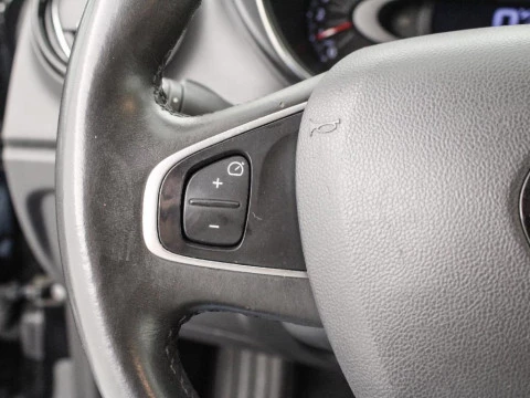 Renault Captur 1.2 TCE 120 ENERGY INTENS EDC 120 5P