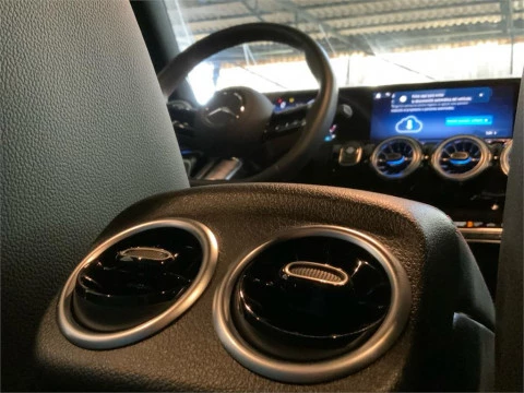 Mercedes-Benz CLA 250 e