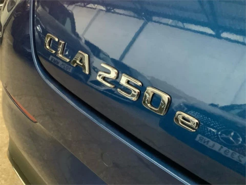 Mercedes-Benz CLA 250 e