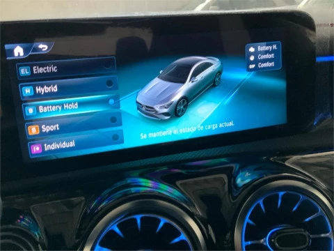 Mercedes-Benz CLA 250 e