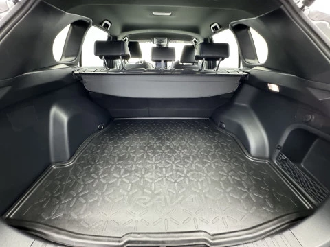 Toyota Rav4 2.5l 220H Style