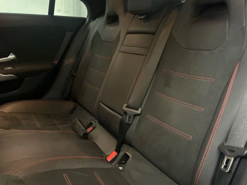 Mercedes-Benz CLA 200 AMG Line (EURO 6d)