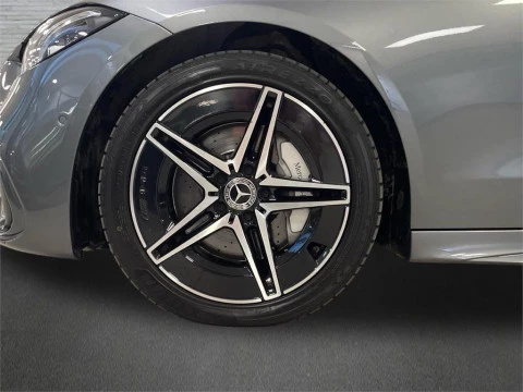 Mercedes-Benz Clase C 220 d Berlina