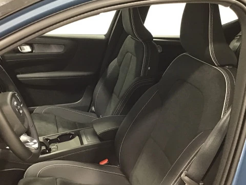 Volvo XC40 Recharge Single Extended Plus Auto