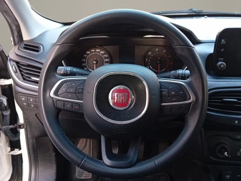 Fiat Tipo 5P 1.3 Multijet 70kW (95CV) Mirror