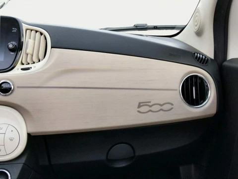 Fiat 500 1.0 Hybrid Dolcevita 51 kW (70 CV)