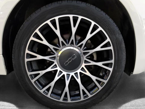 Fiat 500C 1.0 Hybrid Dolcevita 51 kW (70 CV)