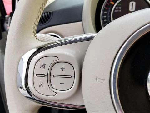 Fiat 500C 1.0 Hybrid Dolcevita 51 kW (70 CV)