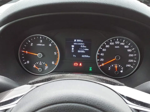 Kia Sportage 1.6 MHEV Business 100kW (136CV) 4x4