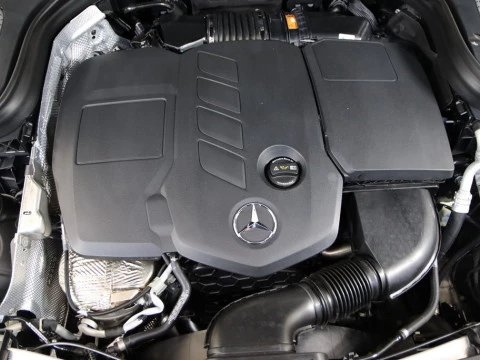 Mercedes-Benz GLC-CLASS CLASE GLC 200 D 4MATIC AUTO 5P