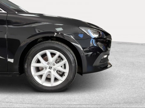 Seat Nuevo León 1.5 eTSI 85kW DSG Style 25 Aniversario