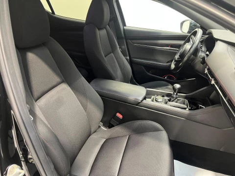 Mazda3 2.0 e-SKYACTIV-X HOMURA