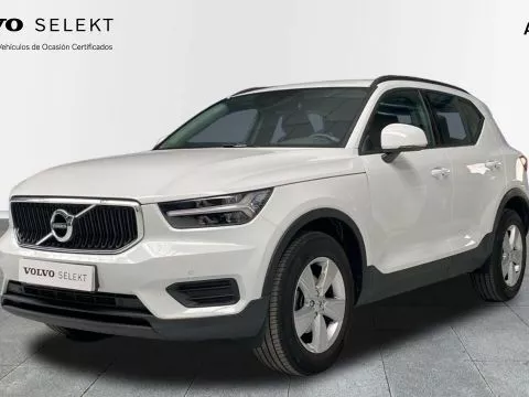 Volvo XC40 1.5 T2 MOMENTUM CORE 5P