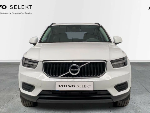 Volvo XC40 1.5 T2 MOMENTUM CORE 5P