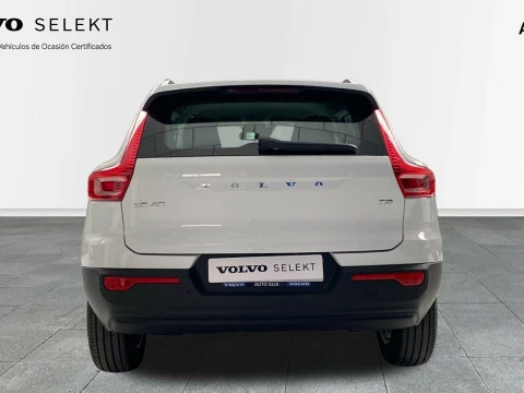 Volvo XC40 1.5 T2 MOMENTUM CORE 5P