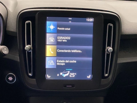 Volvo XC40 1.5 T2 MOMENTUM CORE 5P