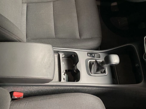 Volvo XC40 1.5 T2 MOMENTUM CORE 5P