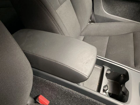 Volvo XC40 1.5 T2 MOMENTUM CORE 5P