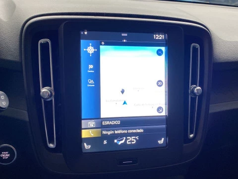 Volvo XC40 1.5 T2 MOMENTUM CORE 5P