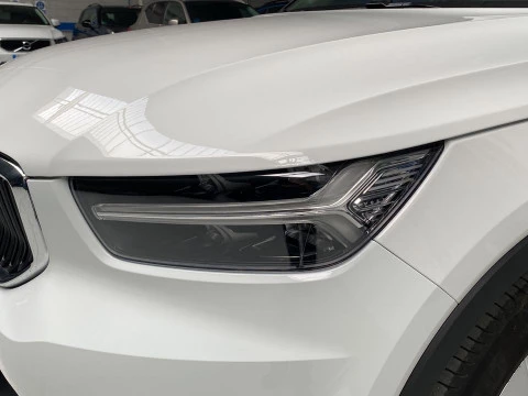 Volvo XC40 1.5 T2 MOMENTUM CORE 5P