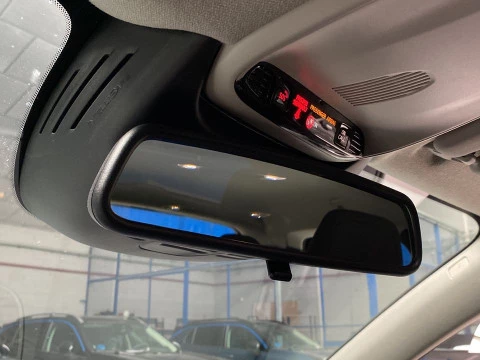 Volvo XC40 1.5 T2 MOMENTUM CORE 5P