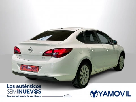 Opel Astra 1.6 CDTI Sedan SANDS Elegance 81 kW (110 CV)