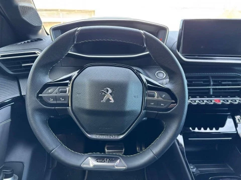 Peugeot e-208 GT Eléctrico 156 (115 Kw)