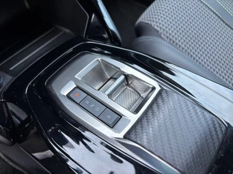 Peugeot e-208 GT Eléctrico 156 (115 Kw)