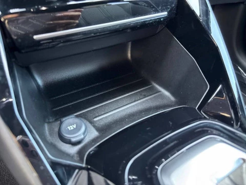 Peugeot e-208 GT Eléctrico 156 (115 Kw)