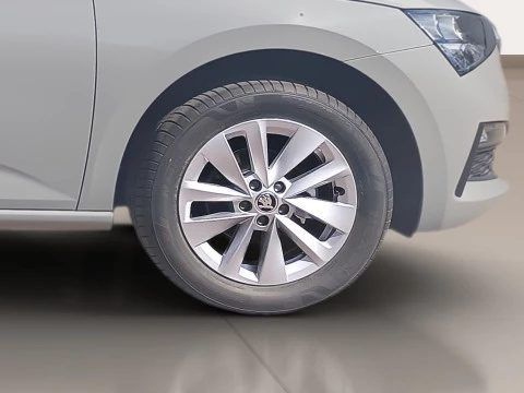 Skoda Scala 1.0 TSI 70 KW (95 CV) Ambition