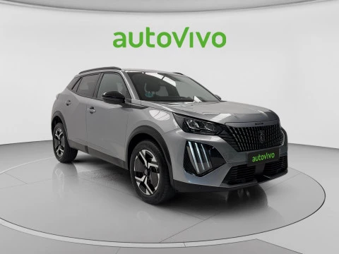 Peugeot 2008 Allure Gasolina 100 S&S 6 Vel. MAN
