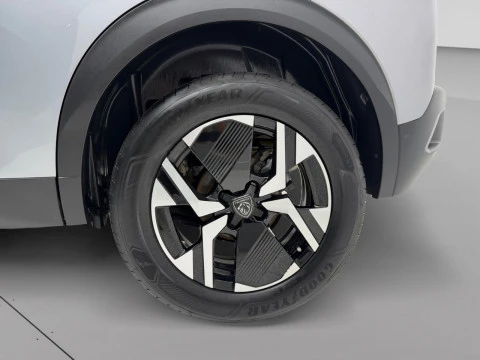 Peugeot 2008 Allure Gasolina 100 S&S 6 Vel. MAN