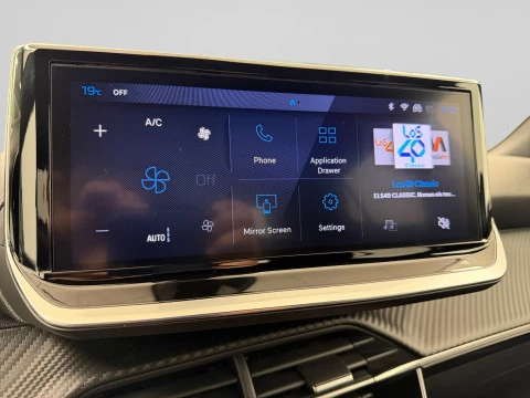 Peugeot 2008 Allure Gasolina 100 S&S 6 Vel. MAN