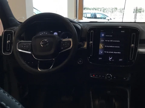 Volvo XC40 T4 RECHARGE CORE