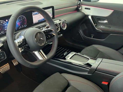 Mercedes-Benz CLA 220 D DCT