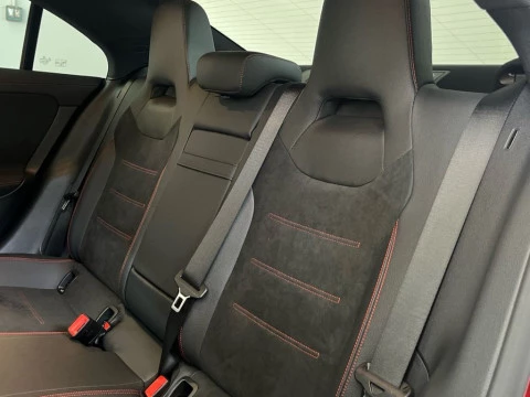 Mercedes-Benz CLA 220 D DCT