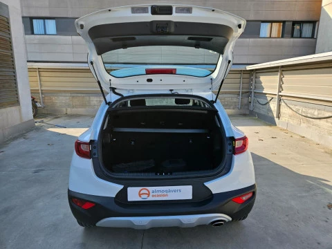 Kia Stonic DRIVE 1.0 T-GDI MHEV 100CV DCT 5P