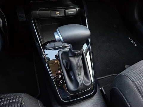 Kia Stonic DRIVE 1.0 T-GDI MHEV 100CV DCT 5P