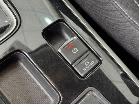 Mitsubishi Outlander 200 MPI CVT Motion 2WD 7 plazas