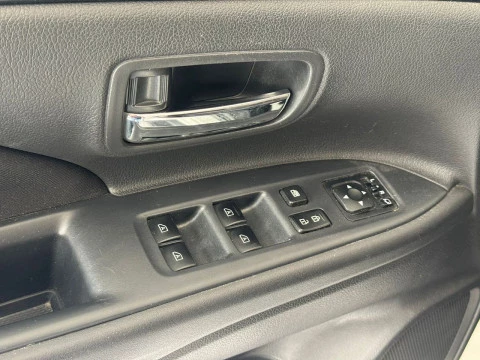 Mitsubishi Outlander 200 MPI CVT Motion 2WD 7 plazas