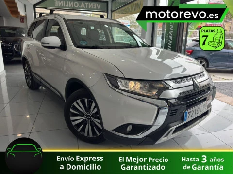 Mitsubishi Outlander 200 MPI CVT Motion 2WD 7 plazas