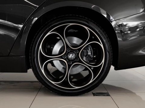 Alfa Romeo Giulia 2.2 Diesel 154kW (210CV) Intensa Q4