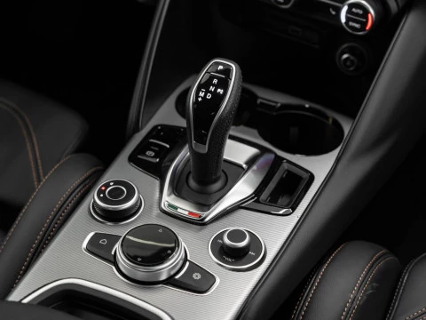 Alfa Romeo Giulia 2.2 Diesel 154kW (210CV) Intensa Q4