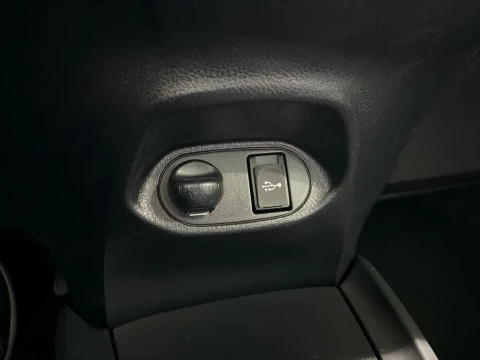 Toyota Yaris 70 Active 51 kW (69 CV)