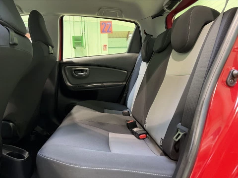 Toyota Yaris 70 Active 51 kW (69 CV)