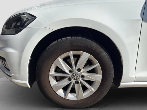Volkswagen Golf Advance 1.0 TSI 85kW (115CV)